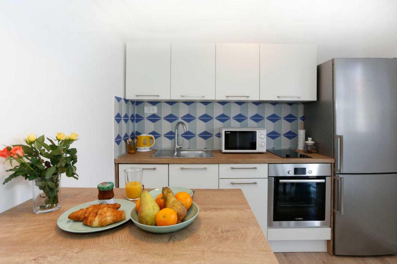 Apartments And Rooms Stone House Split Ngoại thất bức ảnh