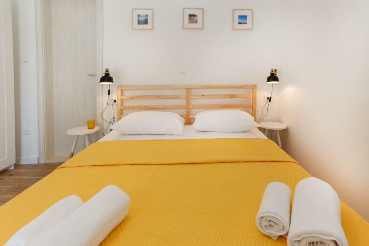 Apartments And Rooms Stone House Split Ngoại thất bức ảnh